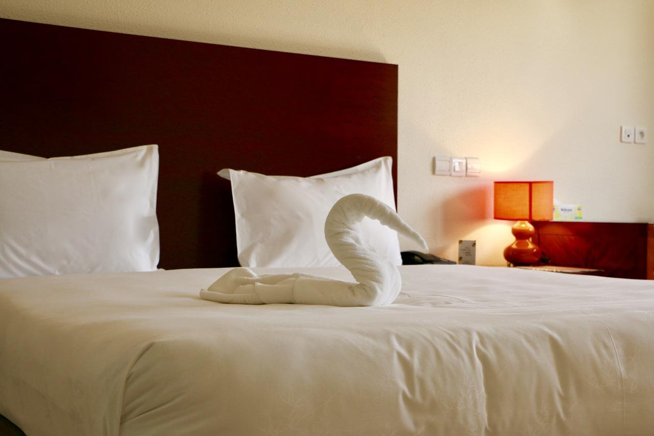 Hotel Sancta Maria Ломе Екстериор снимка